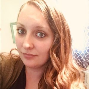 Meet your Posher, Allyssa